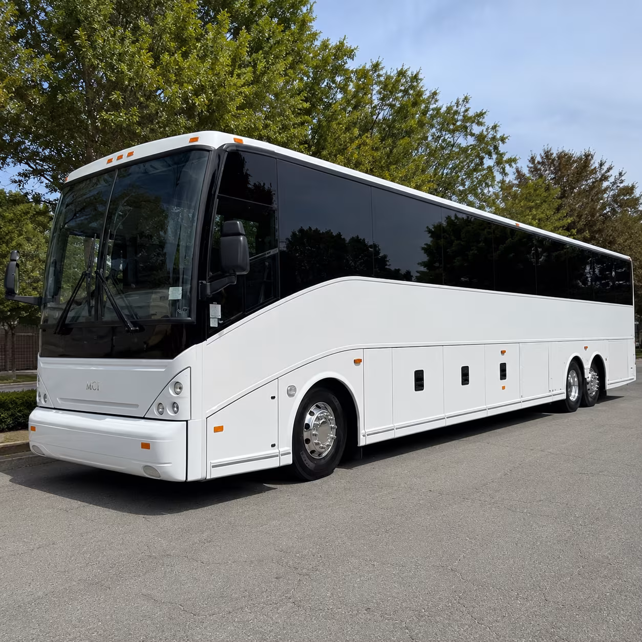 daily commuter shuttles between parsippany corporate campuses and nj transit rail stations